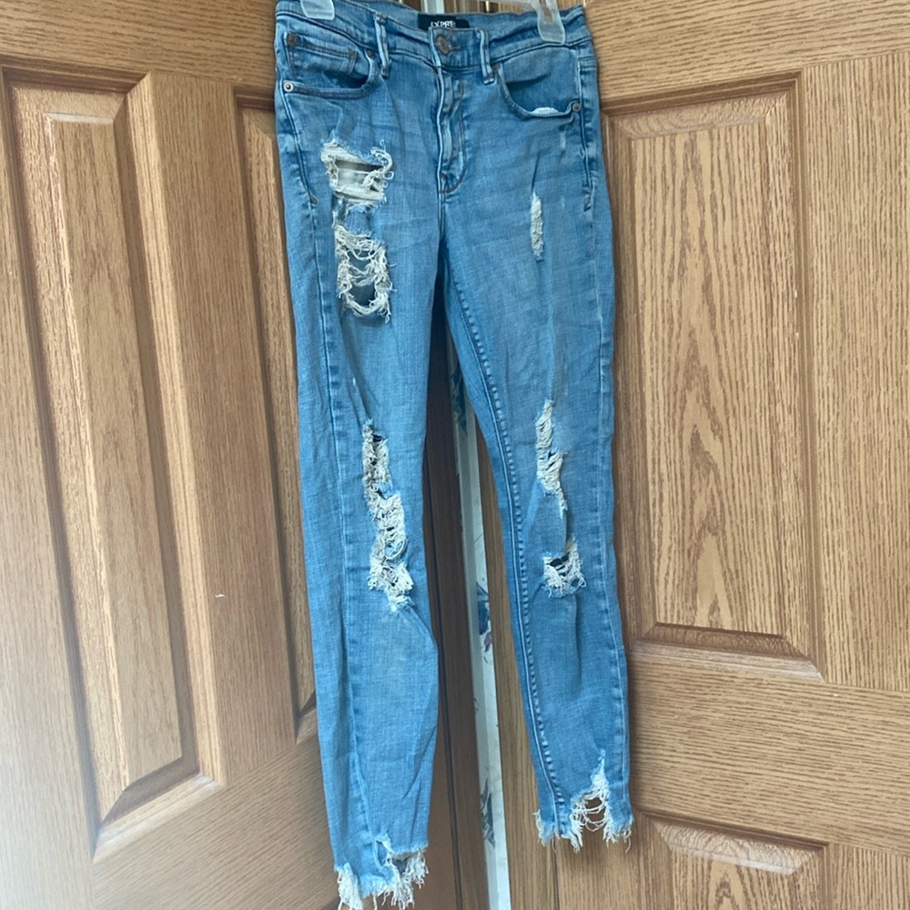 Express Distressed Jeans